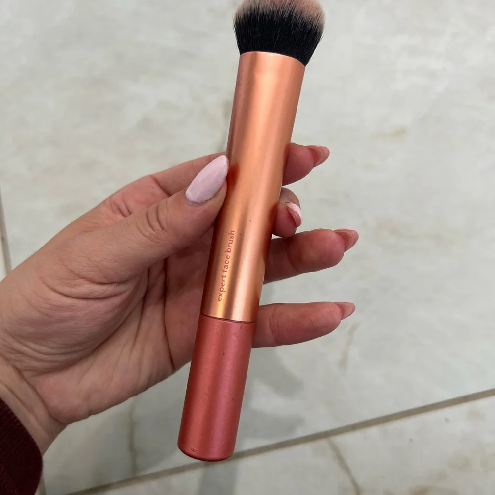 Real Techniques RT 200 Makeup Brush